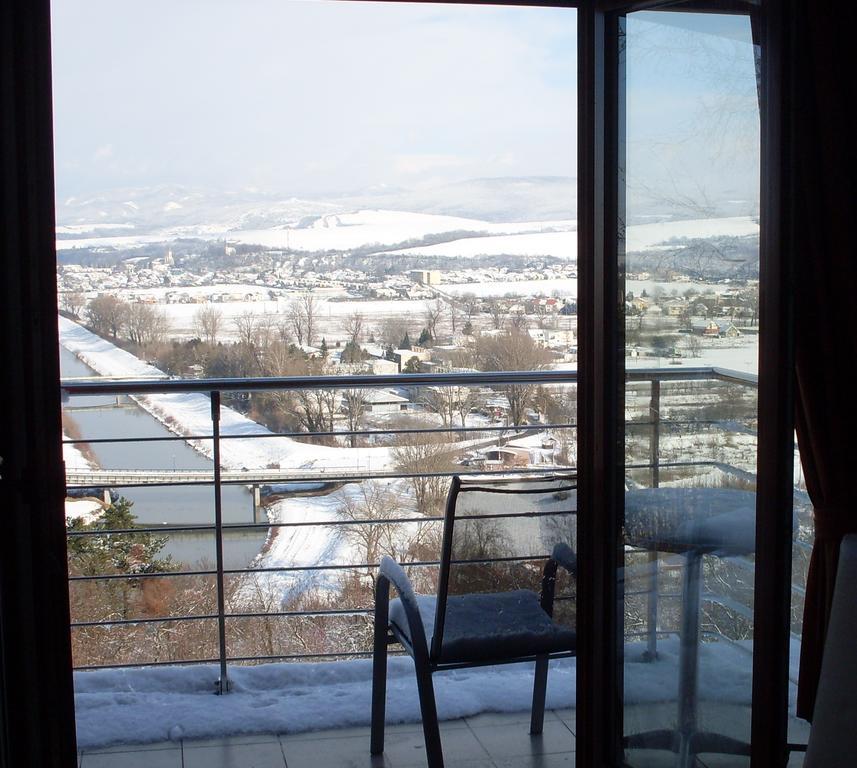 Hôtel Panorama à Piest'any Extérieur photo